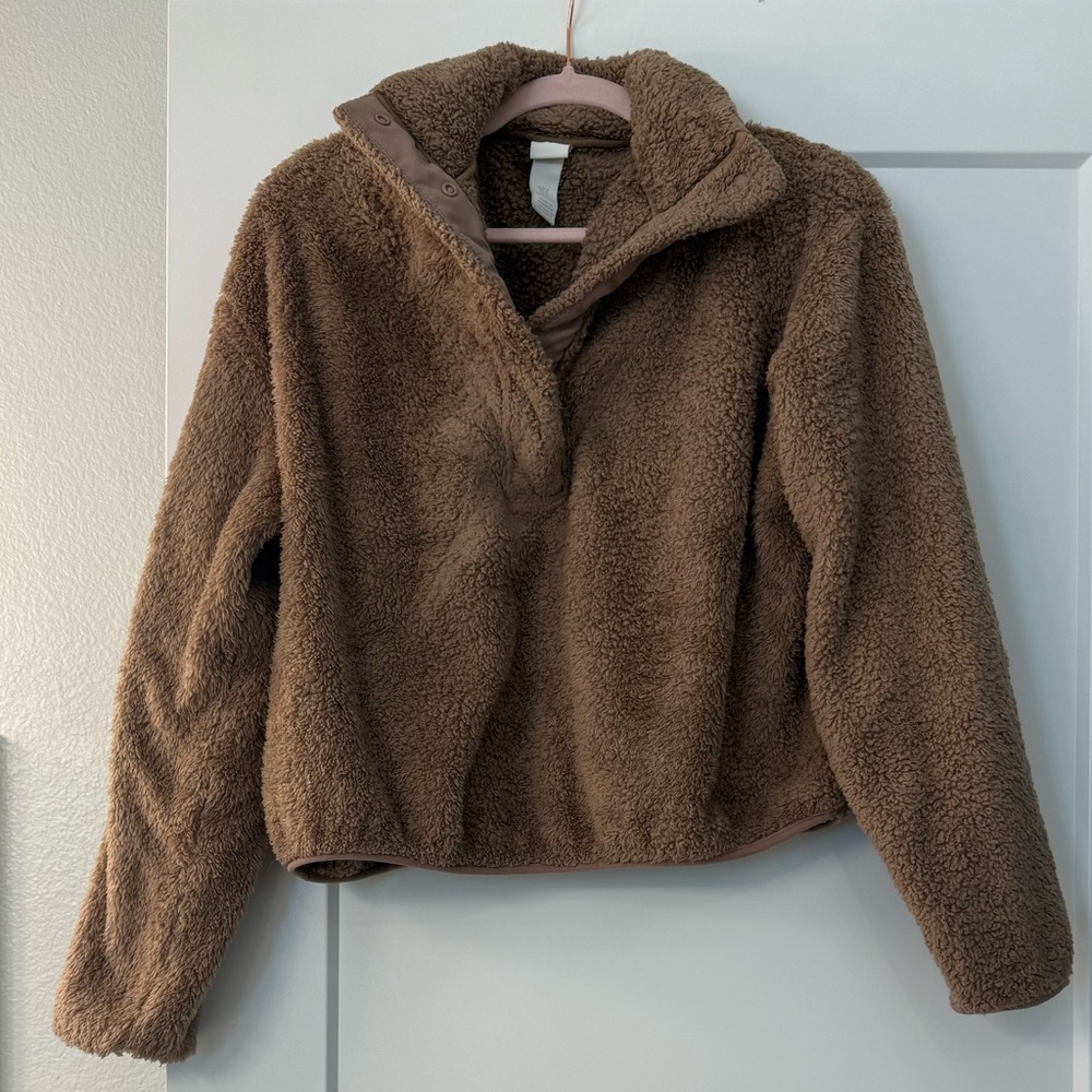 H&M Tan Fleece sweater